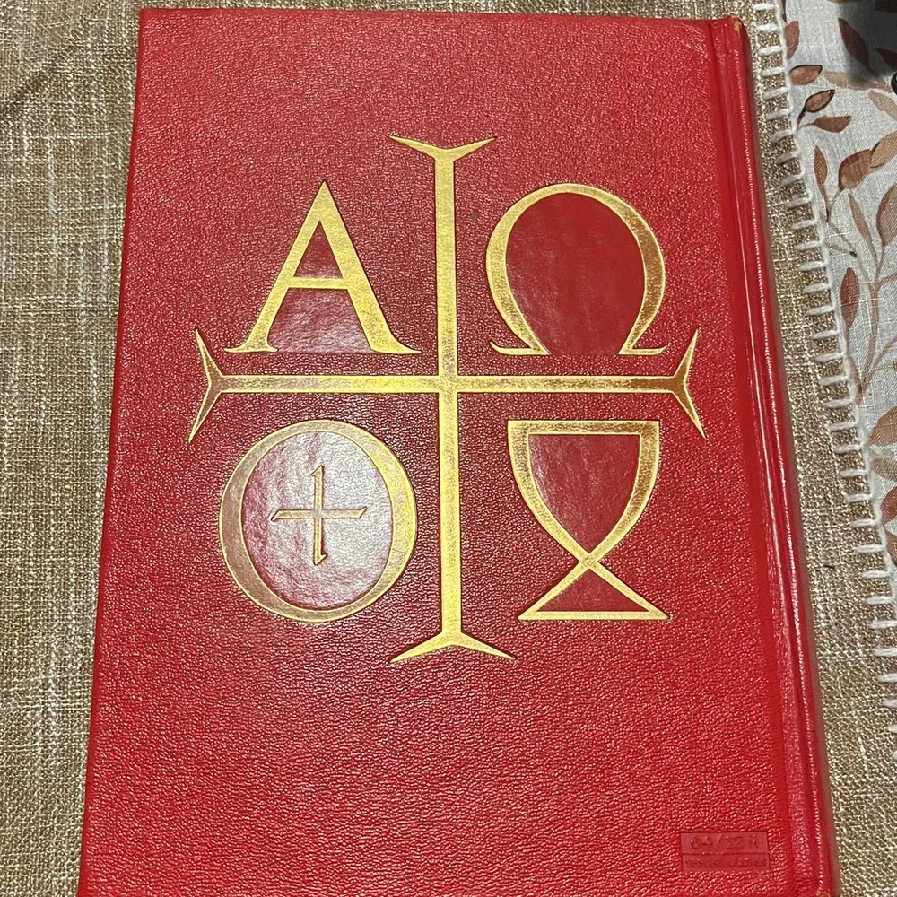 Vintage America roman missal